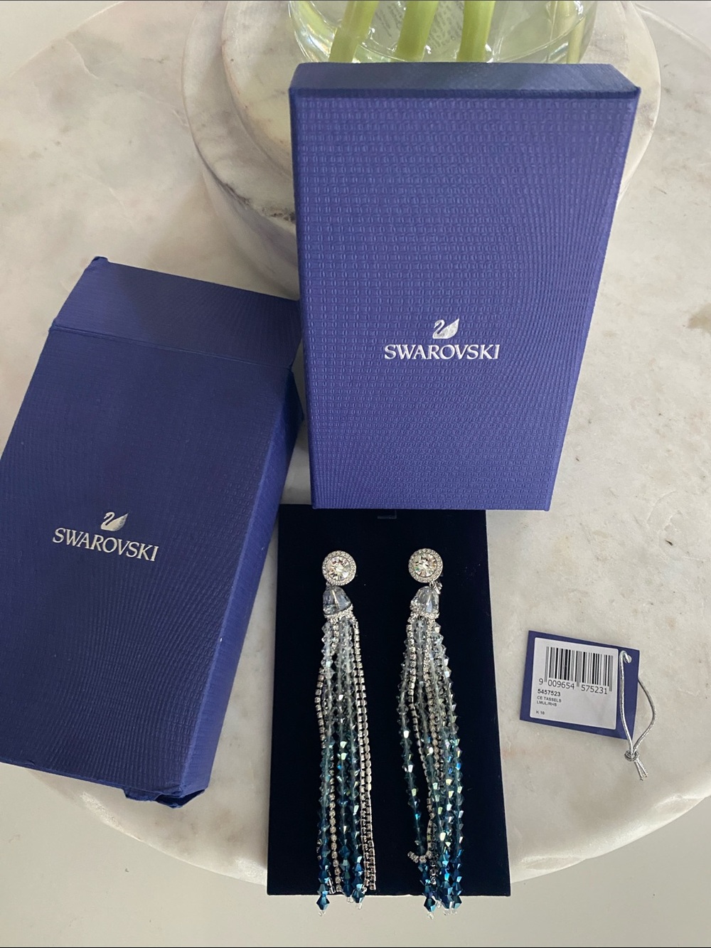 😍NIB Swarovski Ocean View Blue Ombre Clip on Earrings - Picture 2 of 7